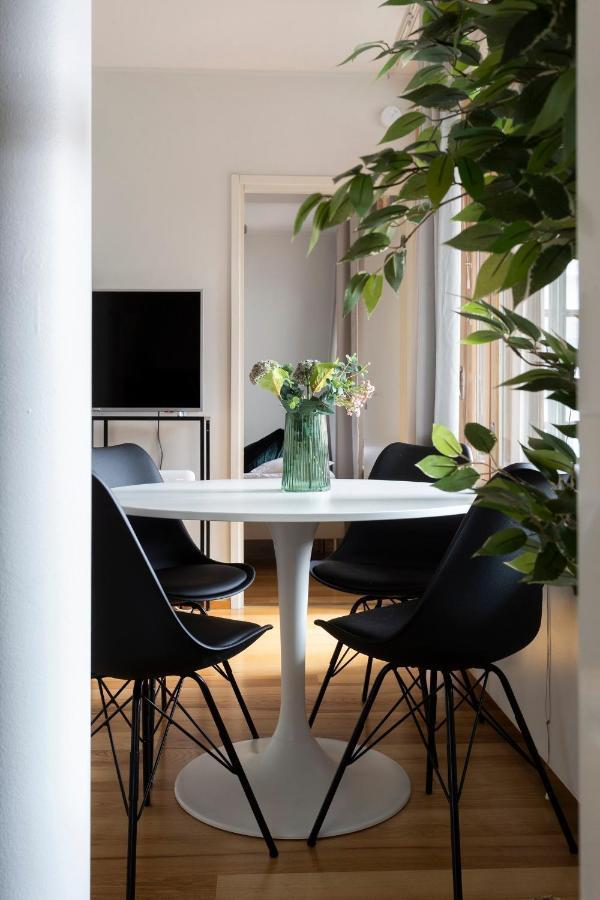 2Ndhomes Deluxe 1Br Kamppi Center Apartment With Sauna And Terrace Helsinki Bagian luar foto